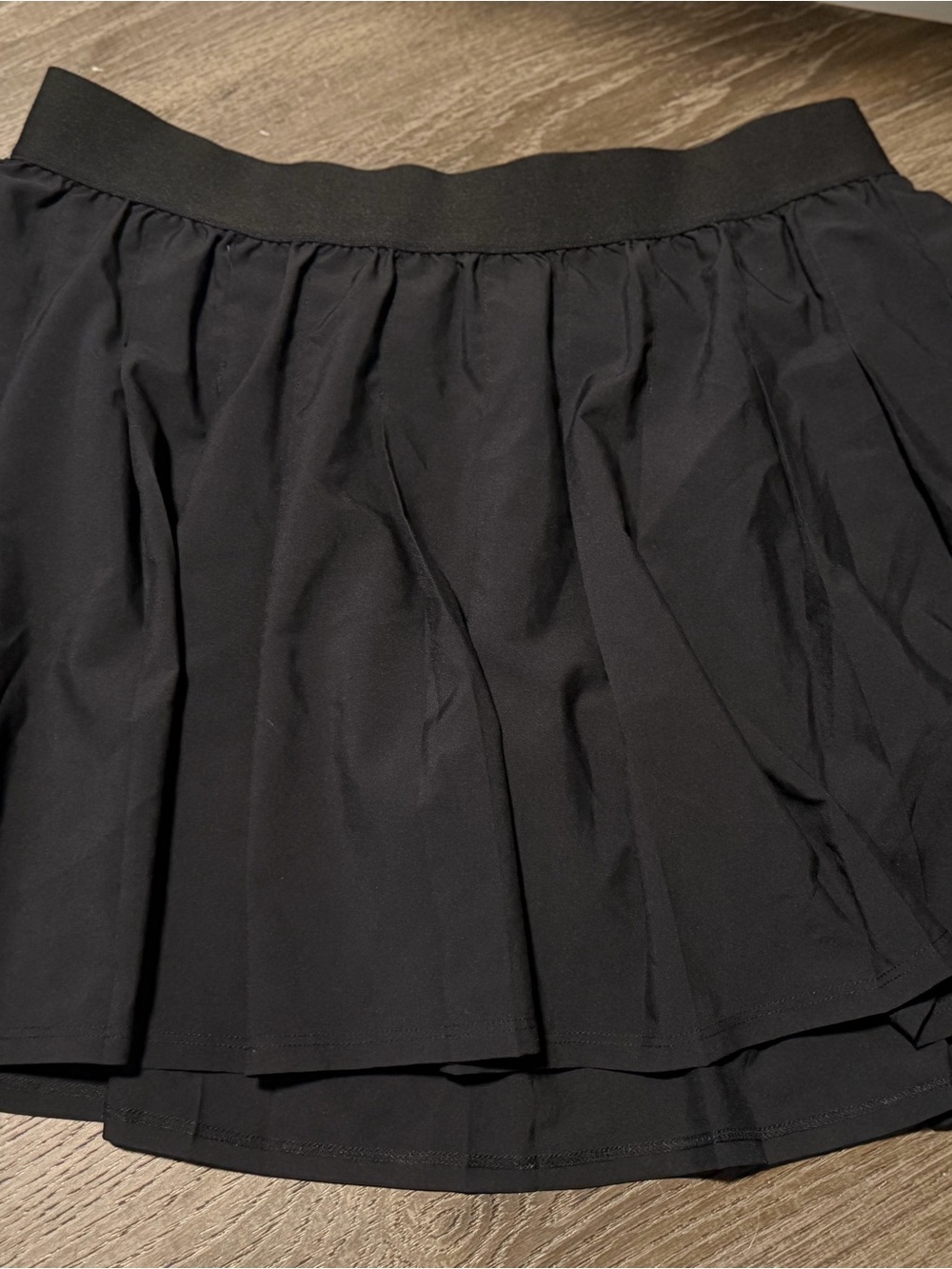 Women’s alo Black Pleated Skirt